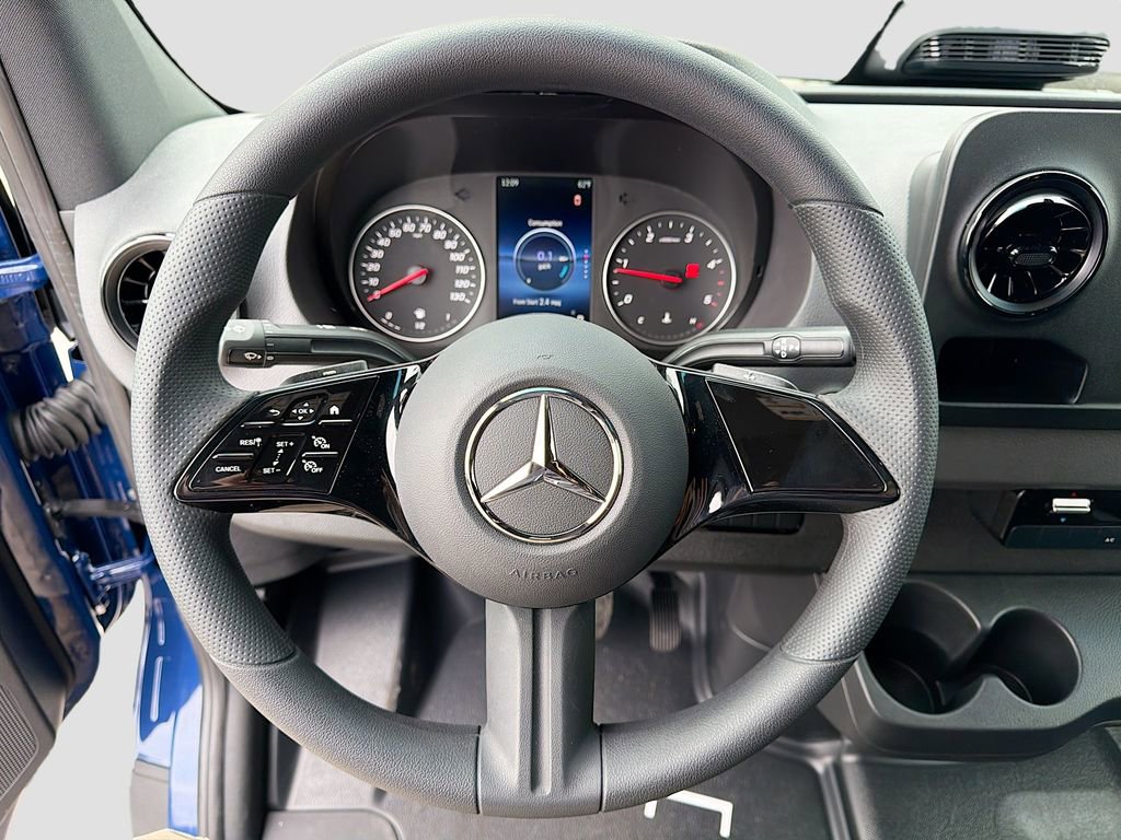 New 2026 Mercedes-Benz Sprinter 2500 image 13