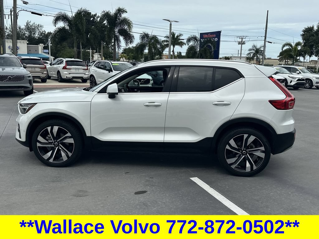 Used 2023 Volvo XC40 B5 Ultimate w/ Protection Package AWD/4WD image 9