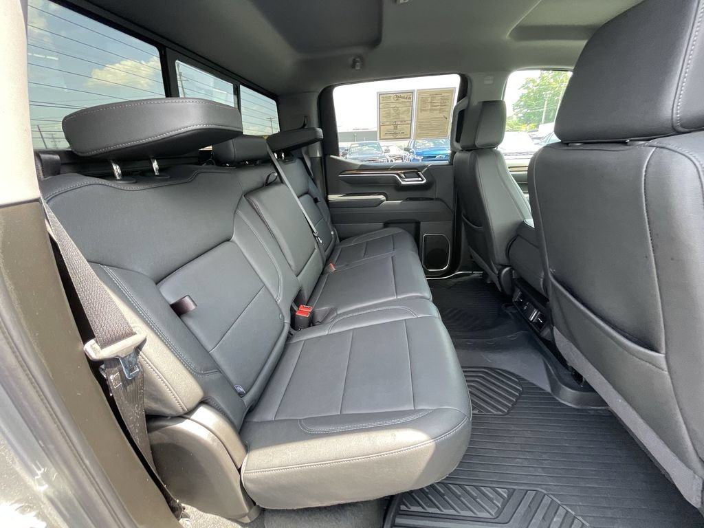Certified 2026 Chevrolet Silverado 1500 LT AWD/4WD image 27