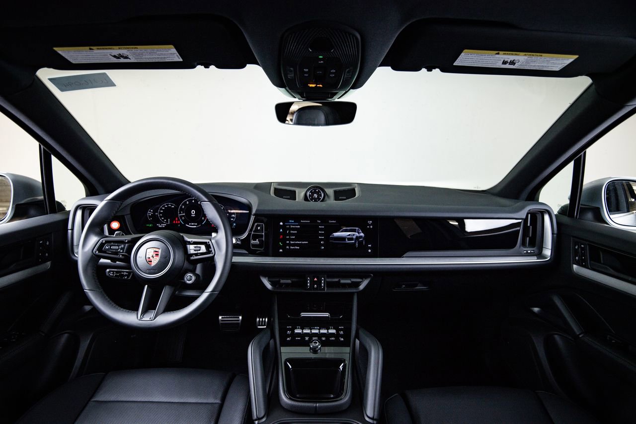New 2026 Porsche Cayenne S AWD/4WD image 25