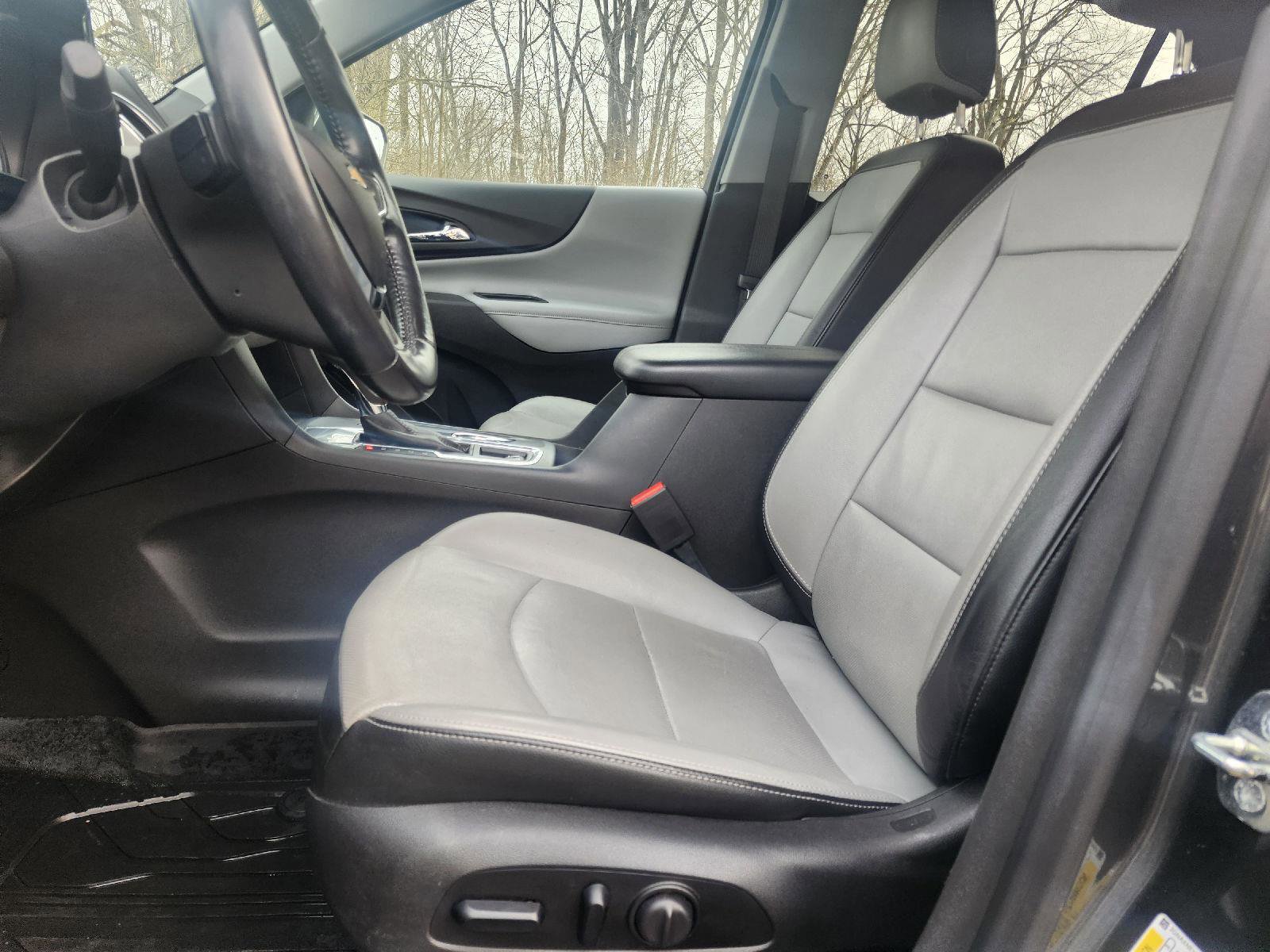 Used 2020 Chevrolet Equinox Premier image 12