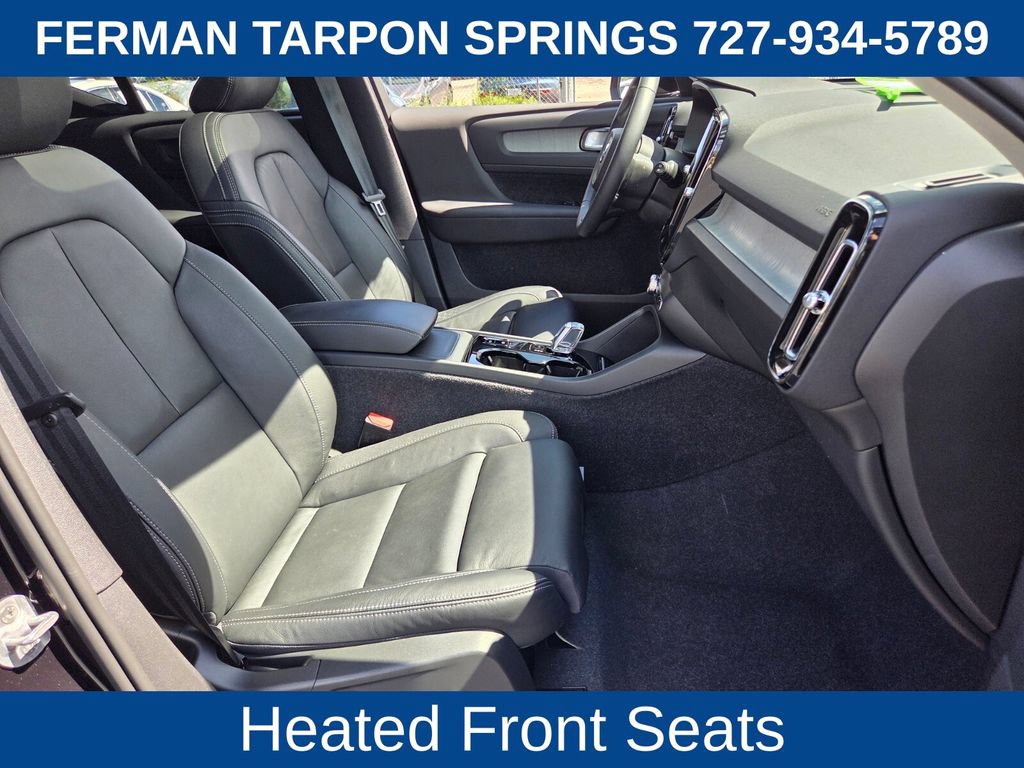Certified 2024 Volvo XC40 B5 Plus AWD/4WD image 21