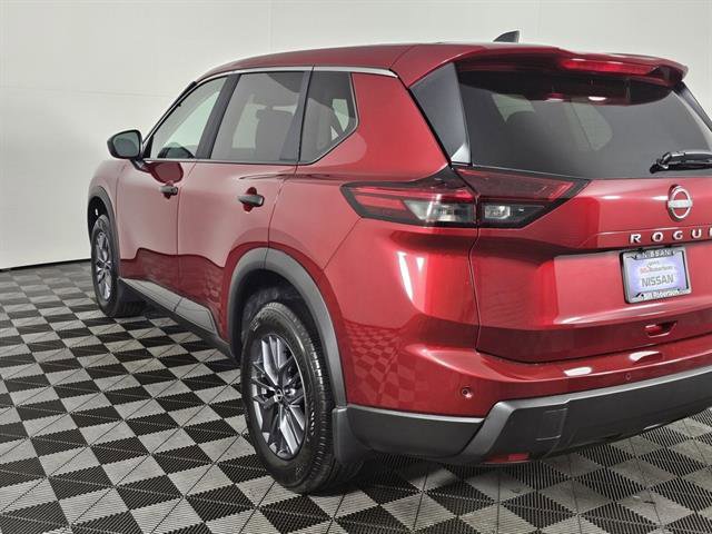 New 2026 Nissan Rogue S image 6
