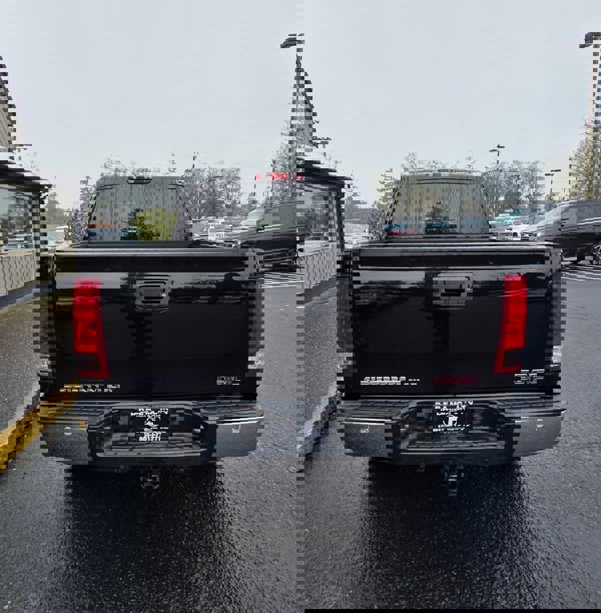 Used 2009 GMC Sierra 1500 SLT w/ Skid Plate Package image 10