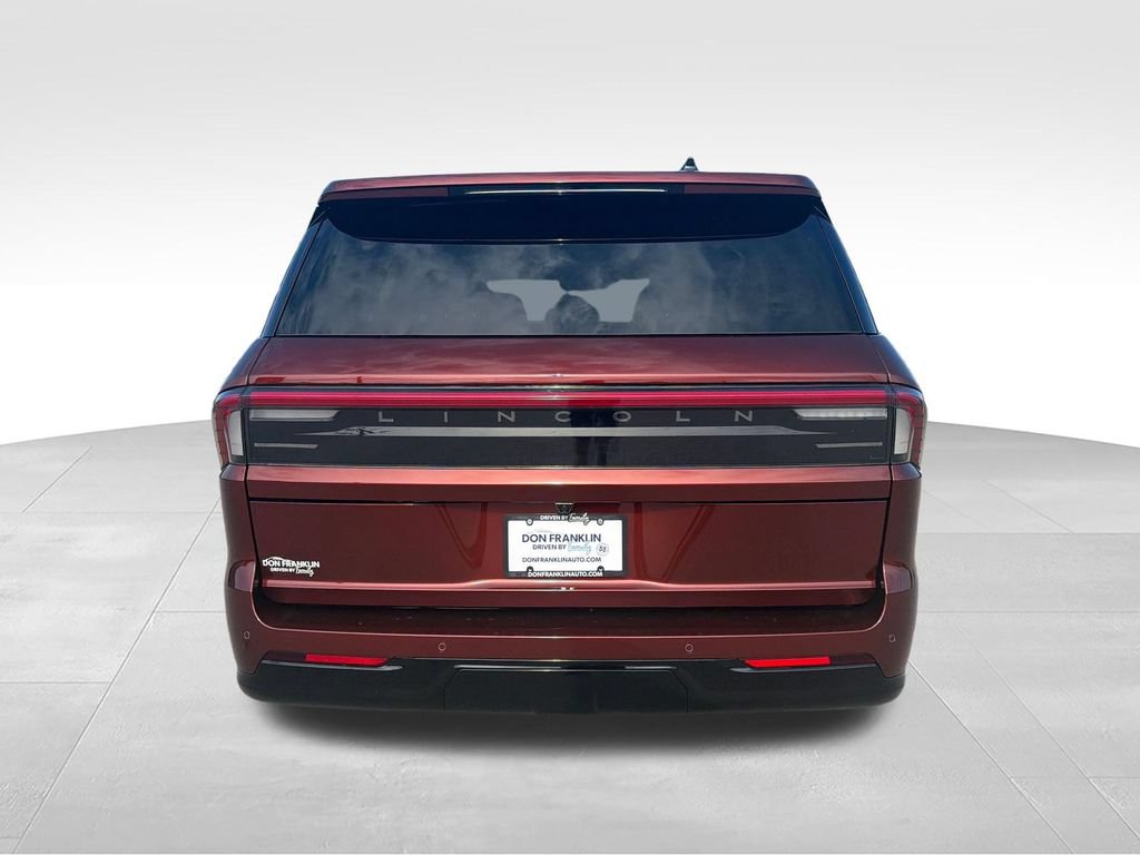 New 2027 Lincoln Navigator L Reserve w/ Jet Appearance Package AWD/4WD image 4