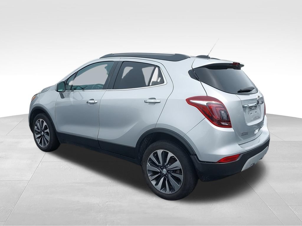 Used 2022 Buick Encore Preferred w/ Safety Package FWD image 6