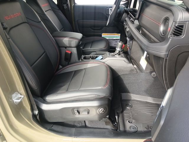 New 2026 Jeep Wrangler Unlimited Rubicon AWD/4WD image 32