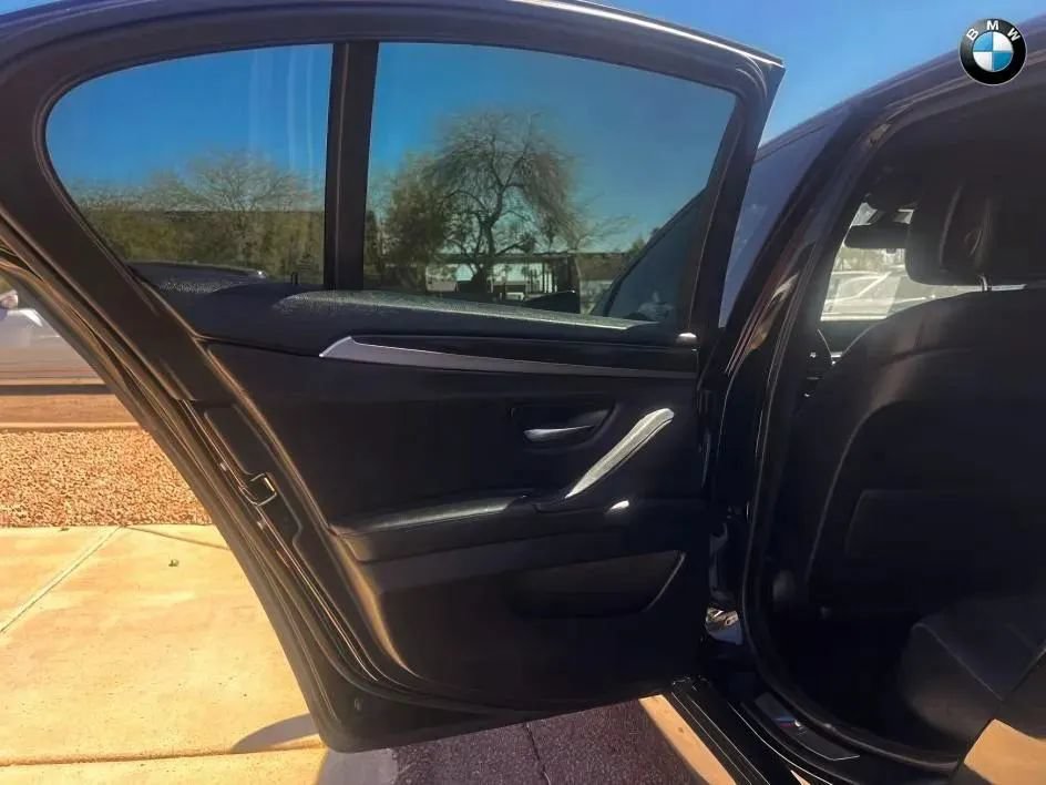Used 2013 BMW 528i Sedan RWD image 19