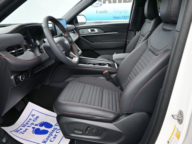 New 2026 Ford Explorer ST-Line w/ ST-Line Street Pack image 14