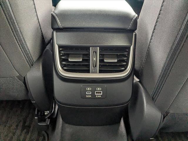 Used 2023 Subaru Outback Premium image 18