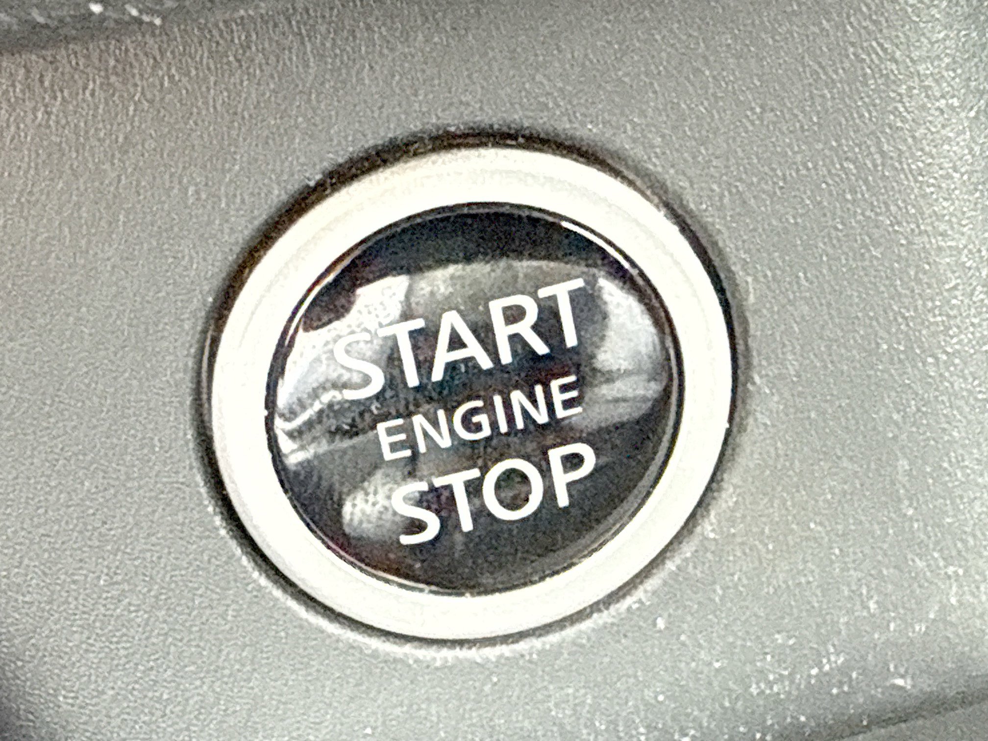 Used 2023 Nissan Rogue SV image 35