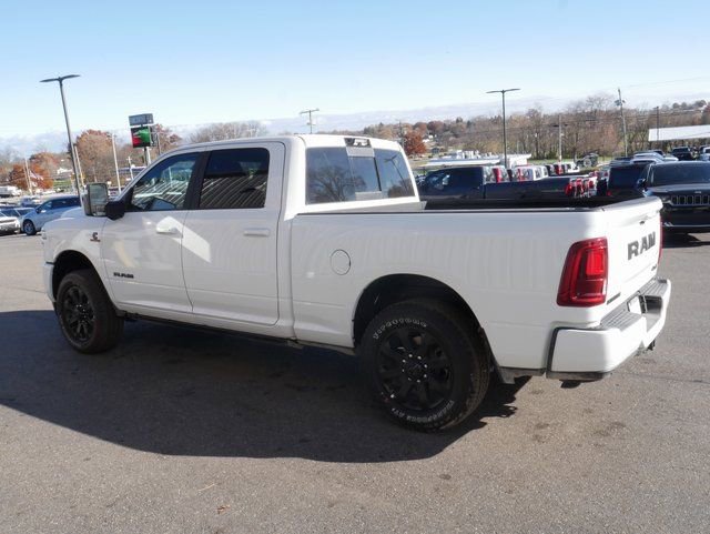 Used 2025 RAM 2500 Laramie AWD/4WD image 8