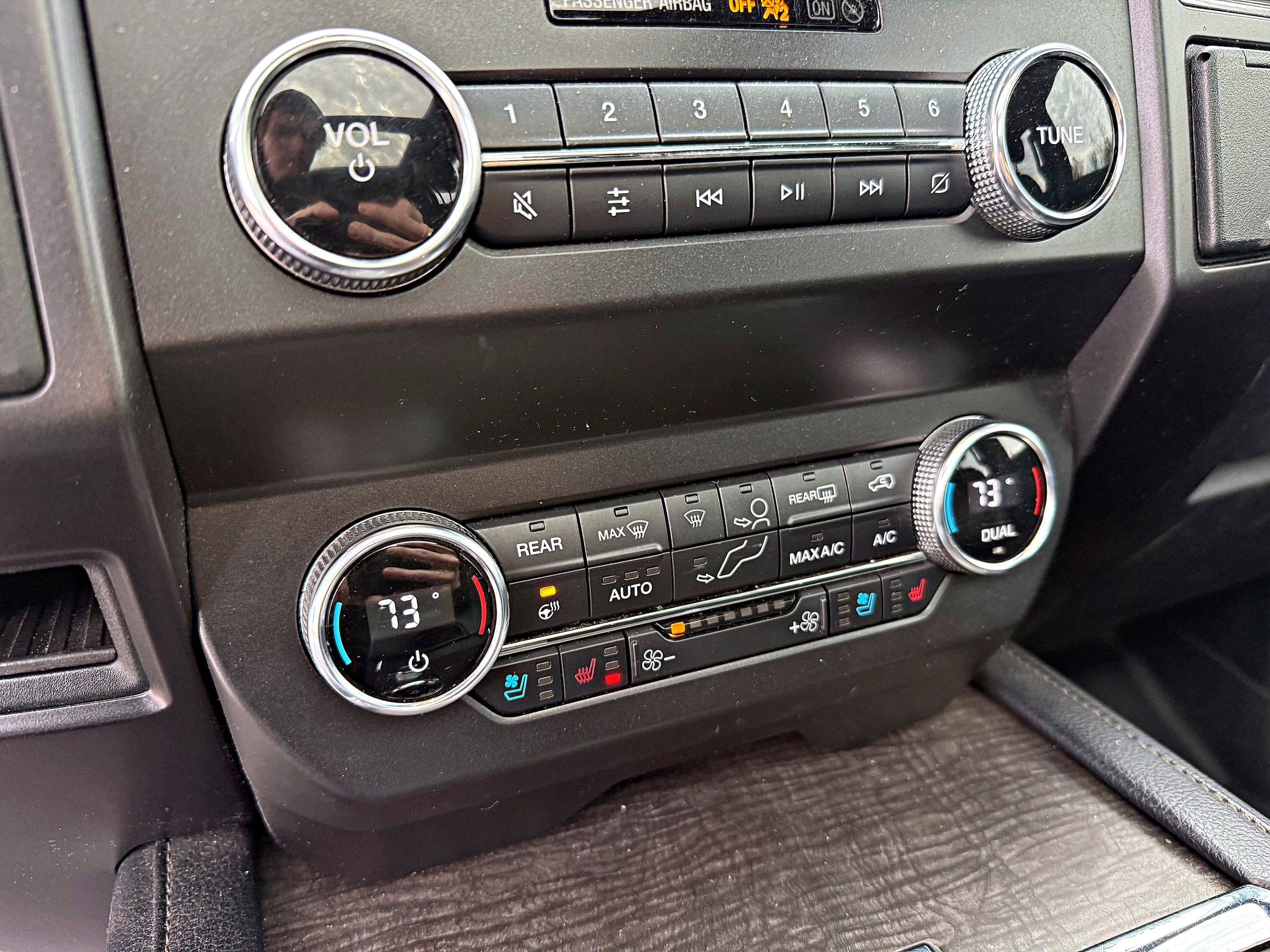 Used 2019 Ford Expedition Limited AWD/4WD image 18