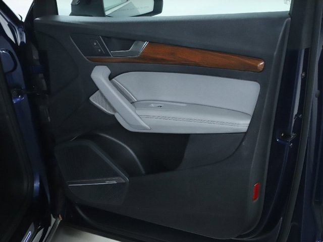 Used 2023 Audi Q5 2.0T Premium Plus w/ Premium Plus Package image 35