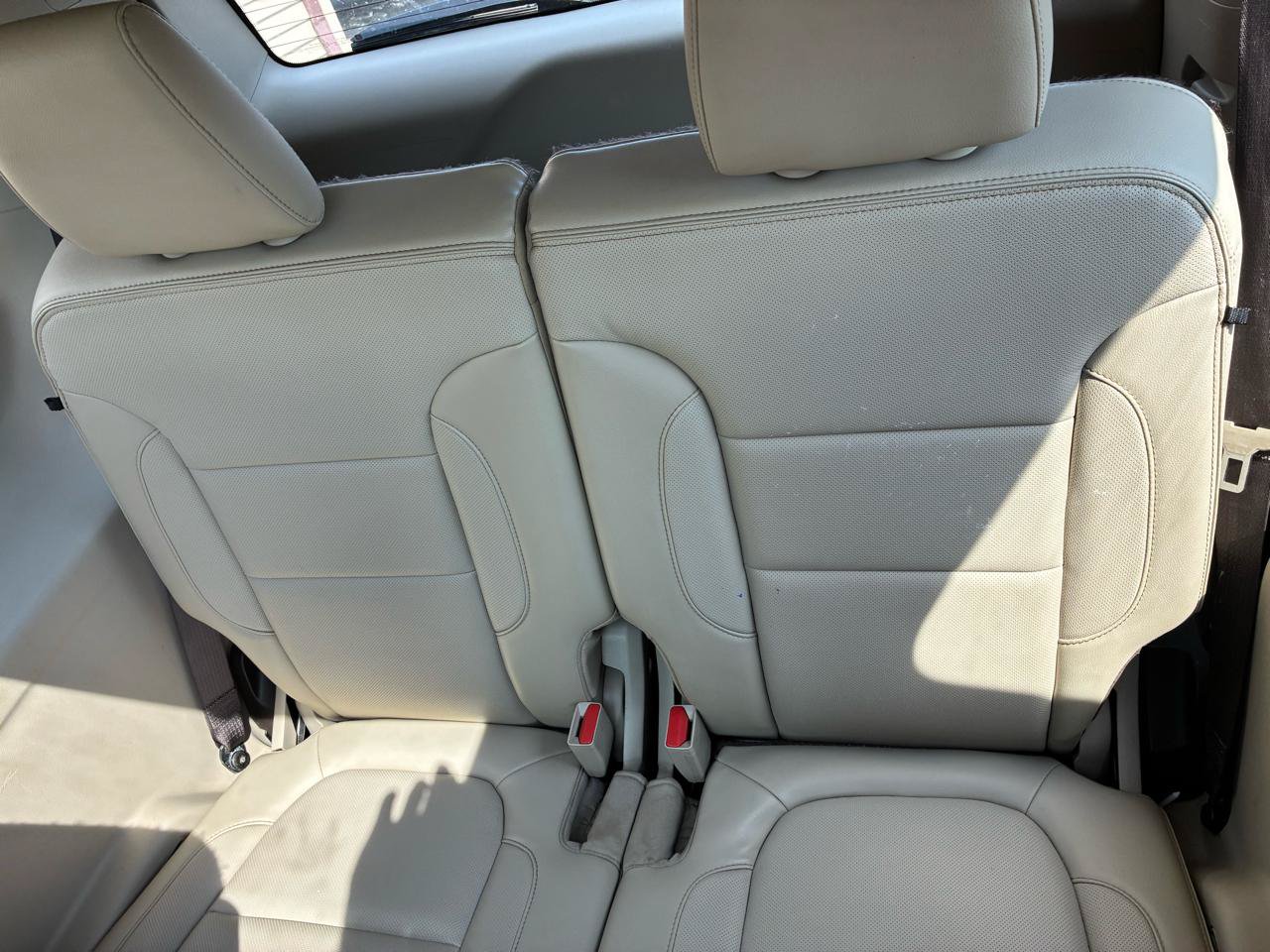 Used 2017 GMC Acadia Denali w/ Technology Package FWD image 11