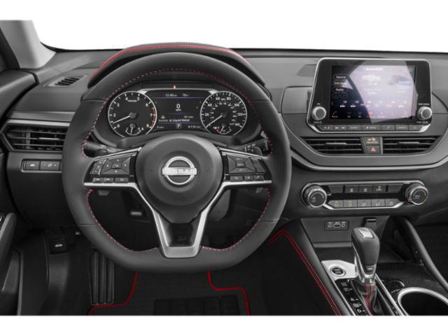 Used 2024 Nissan Altima 2.5 SR FWD image 10