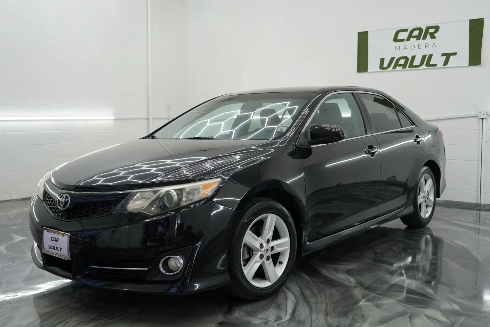 Used 2013 Toyota Camry SE