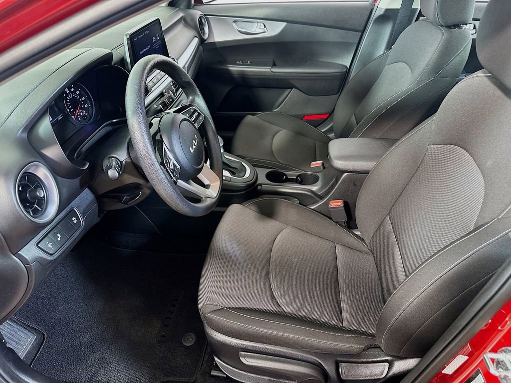 Certified 2023 Kia Forte LXS w/ LXS Technology Package FWD image 13