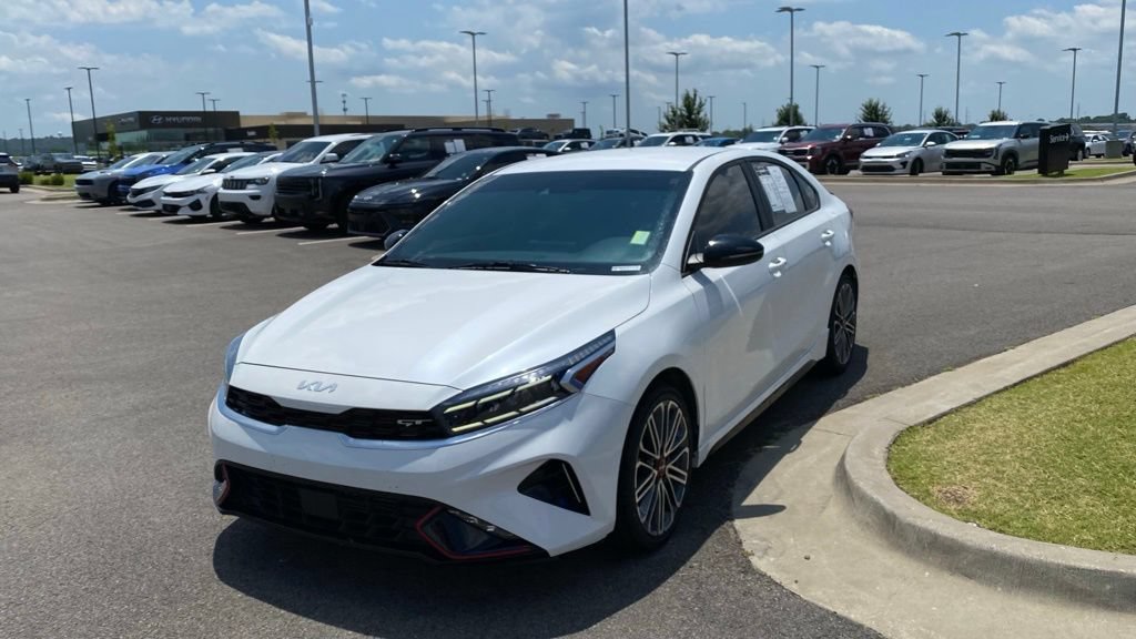 Used 2024 Kia Forte GT FWD image 3