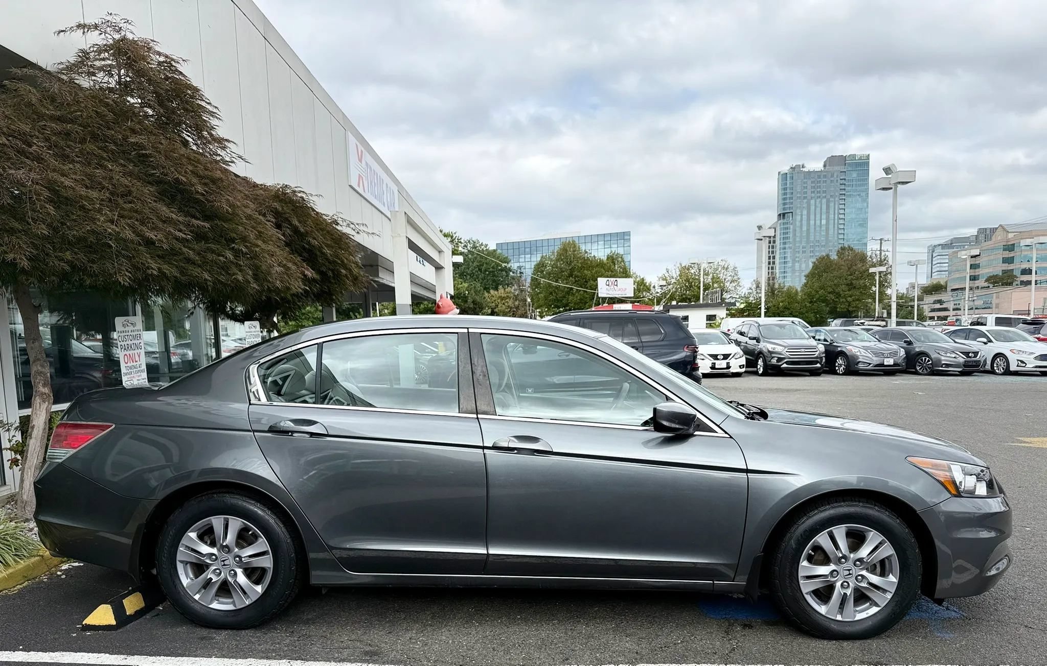 Used 2012 Honda Accord LX image 8