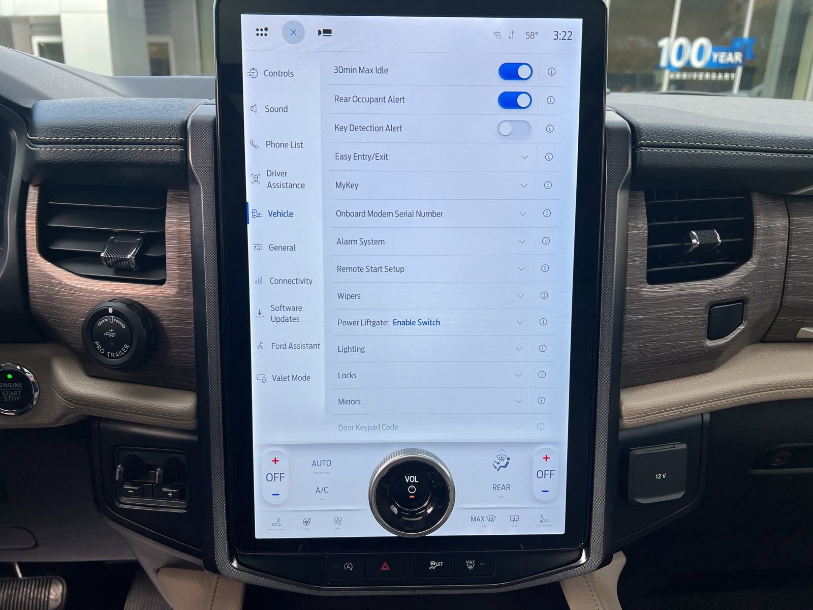 Used 2023 Ford Expedition Limited image 33