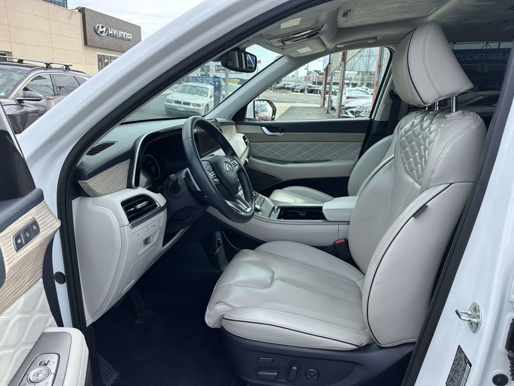 Used 2022 Hyundai Palisade Calligraphy w/ Cargo Package image 13