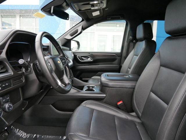 Used 2024 Chevrolet Suburban LT image 7