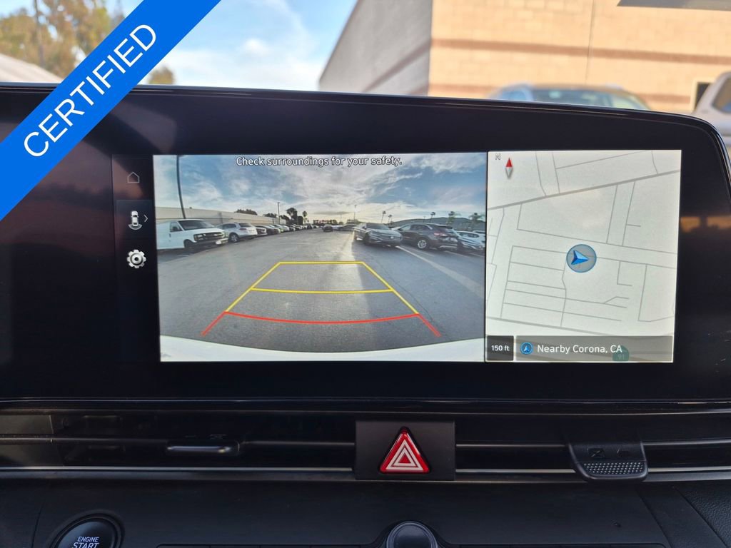 Used 2025 Hyundai Elantra SEL image 17