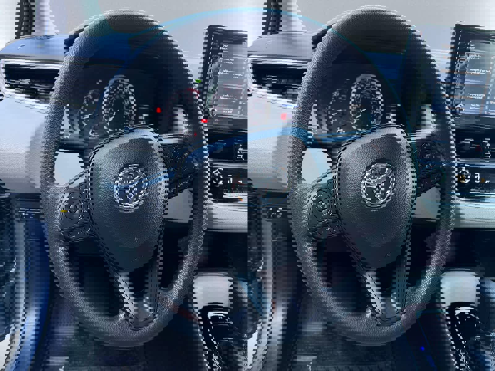 Used 2022 Toyota Corolla LE image 17