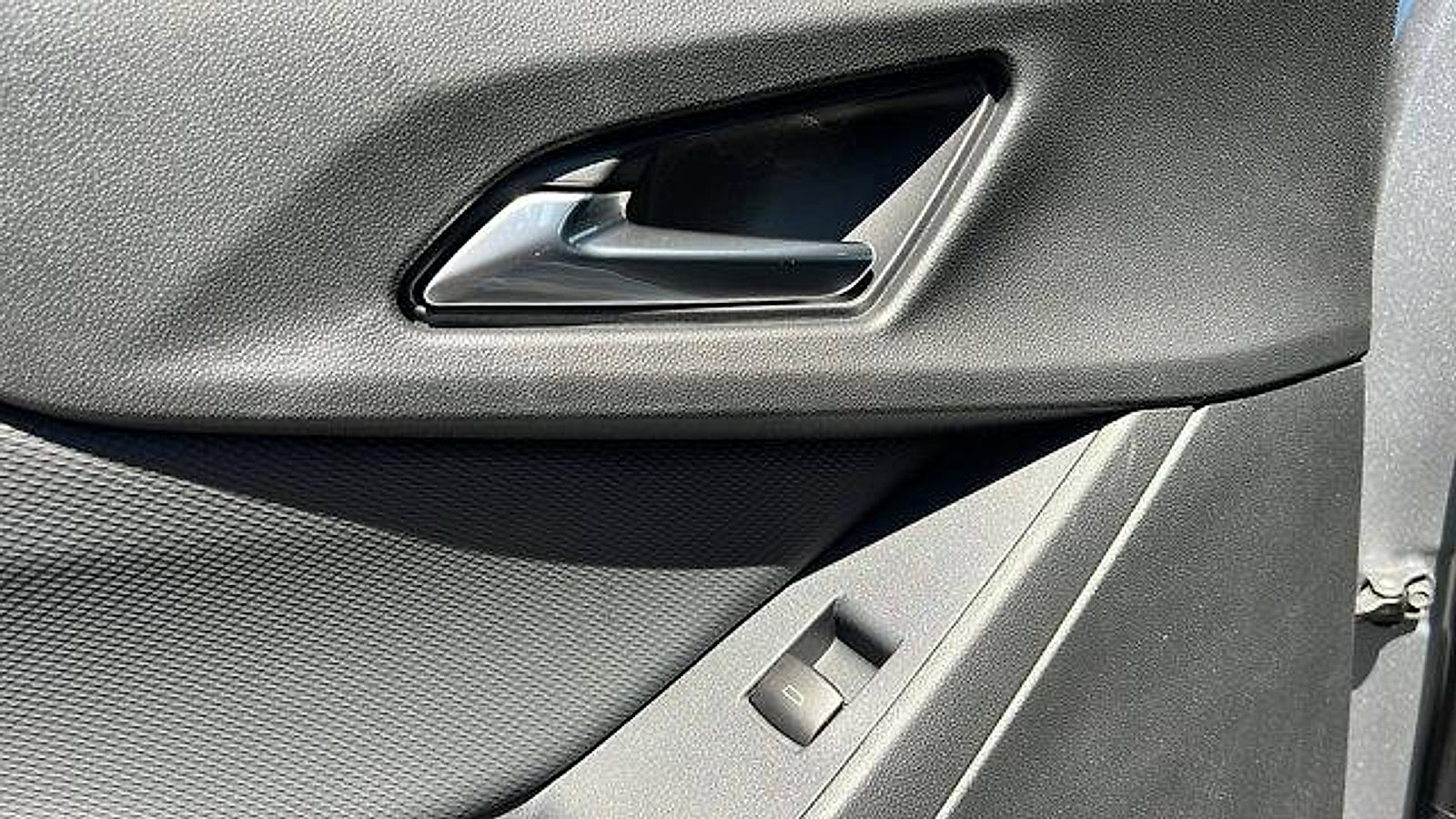 New 2026 Chevrolet Equinox LT w/ Convenience Package II image 12