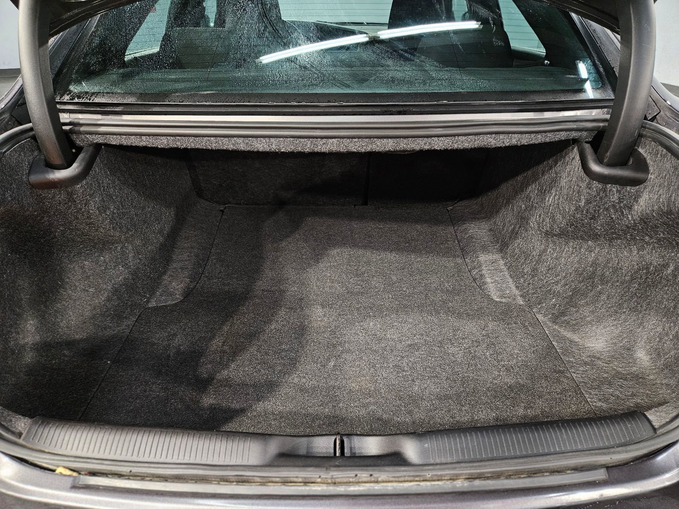 Used 2023 Dodge Charger R/T w/ Blacktop Package image 18