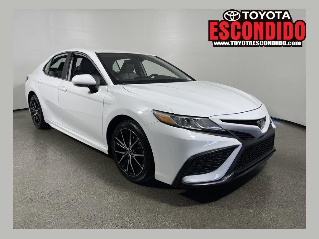 Certified 2022 Toyota Camry SE