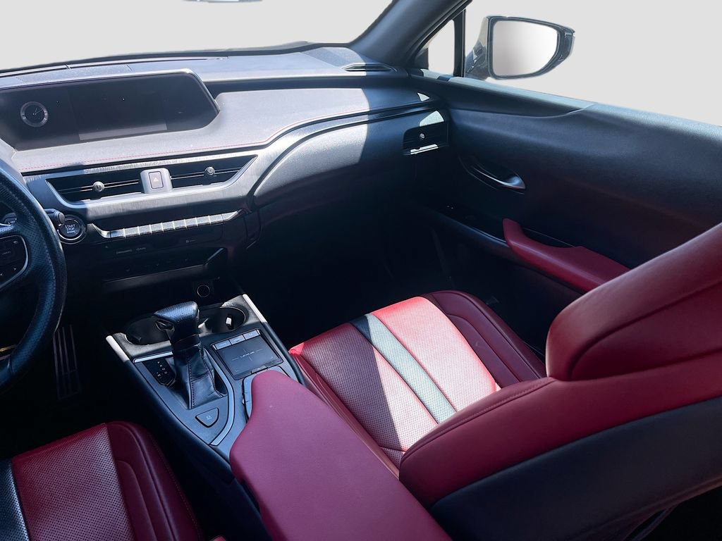 Used 2019 Lexus UX 200 F Sport w/ F Sport Premium Package FWD image 25