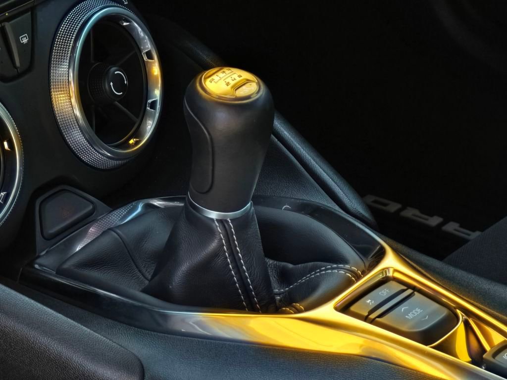 Used 2024 Chevrolet Camaro LT w/ Technology Package image 24