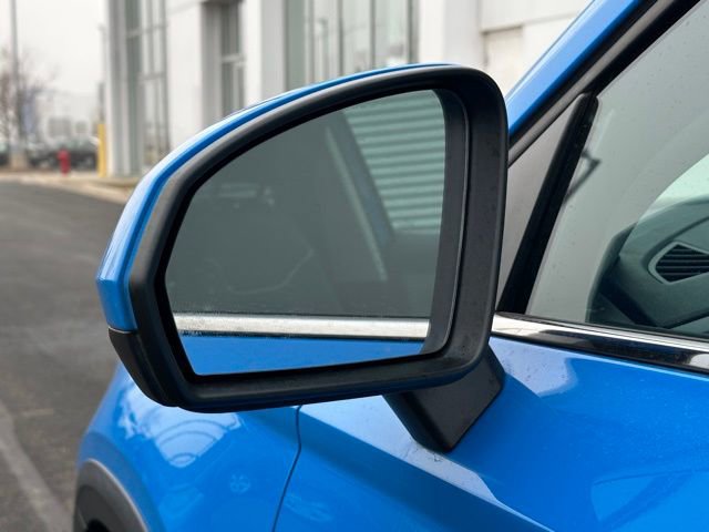 Certified 2024 Volkswagen Taos SE image 12