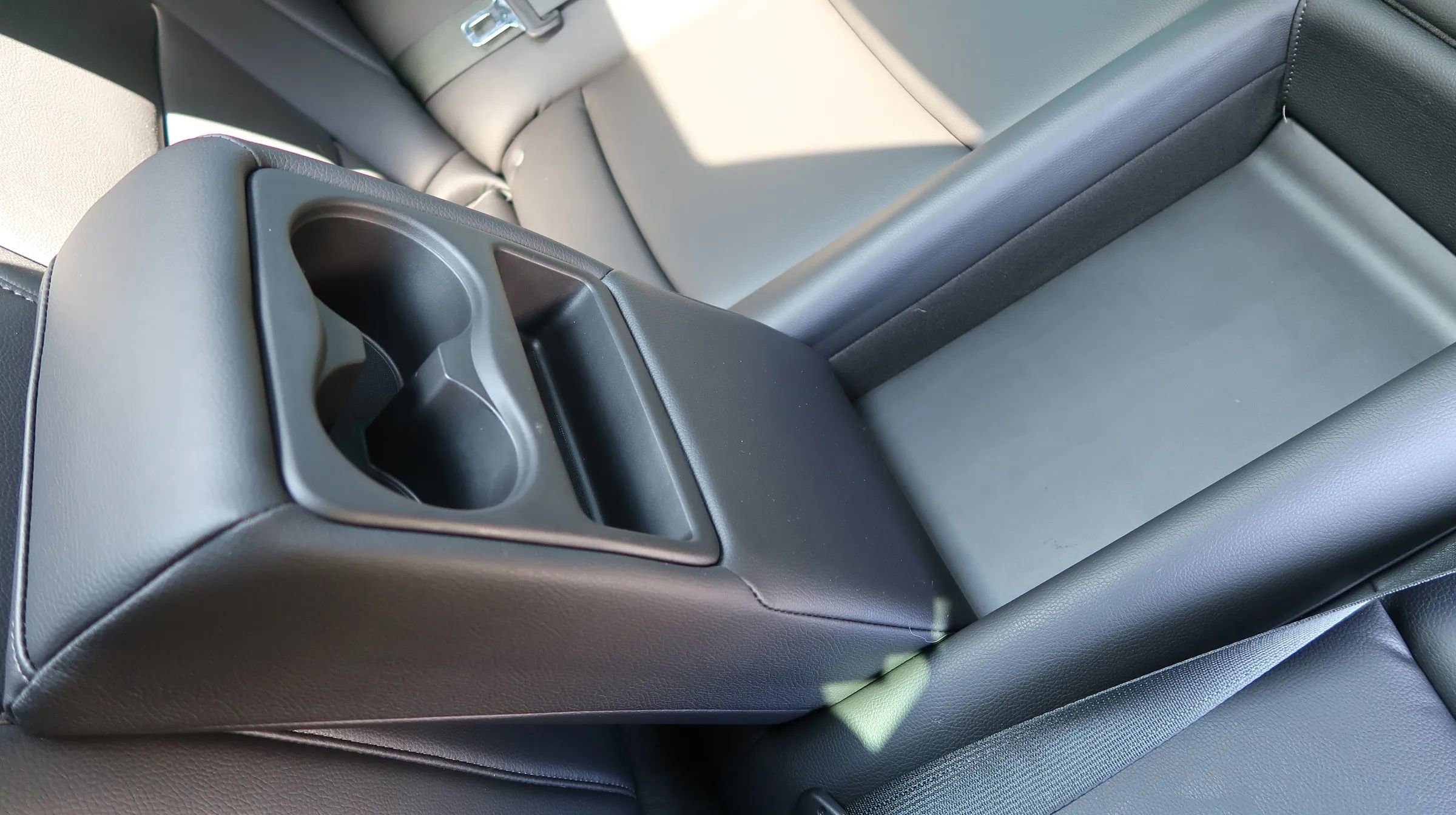 Used 2015 Acura TLX V6 FWD image 44