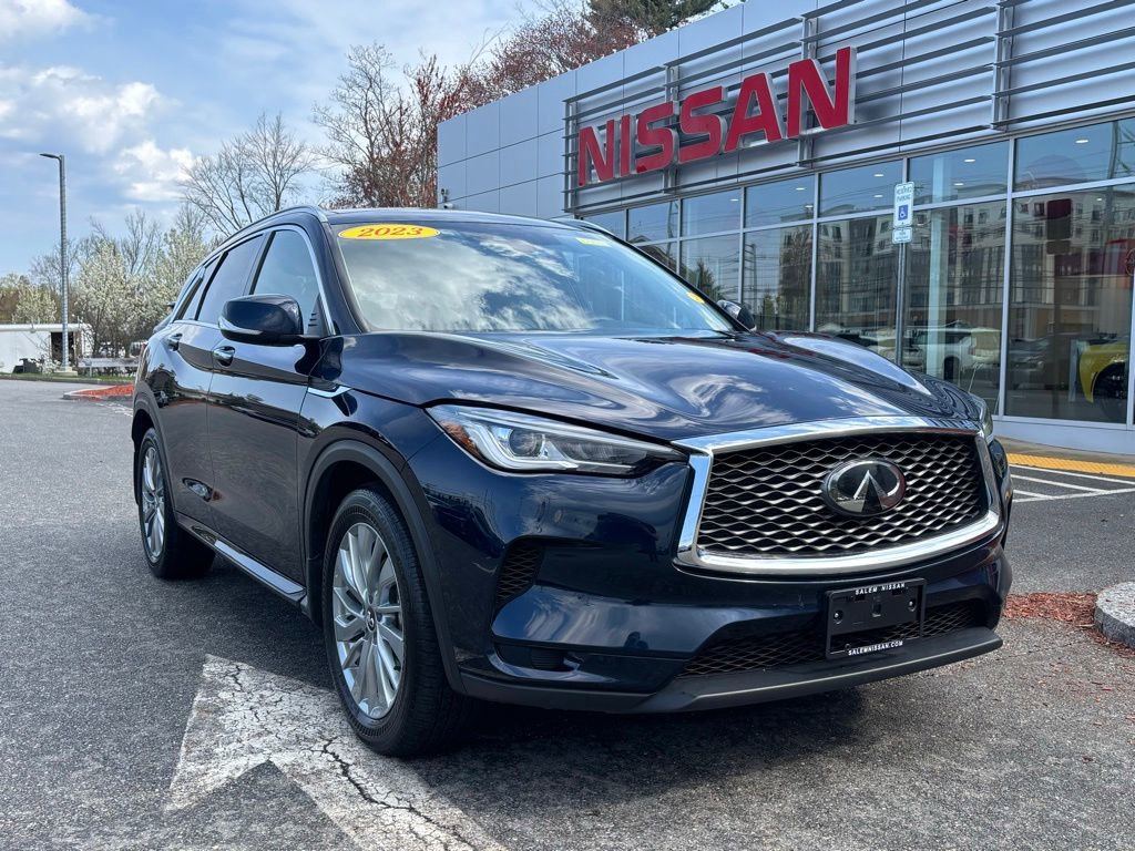 Used 2023 INFINITI QX50 Luxe AWD/4WD image 1