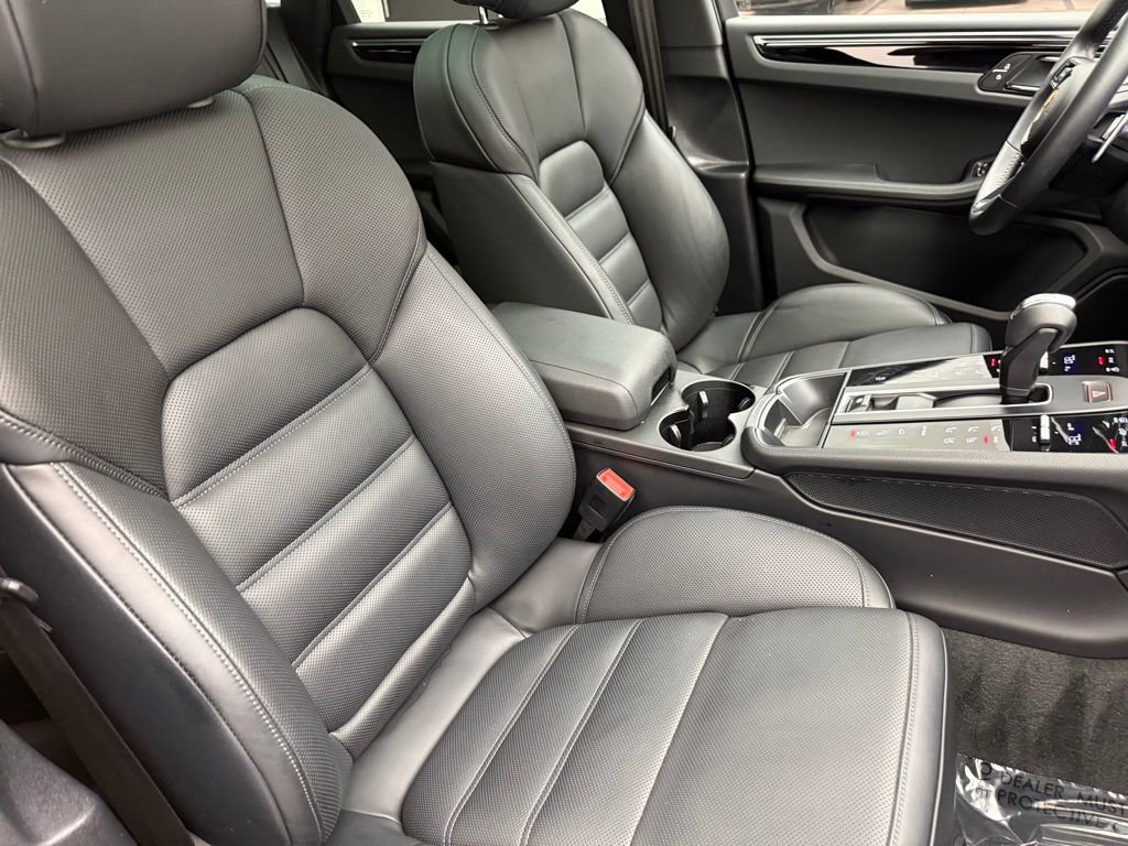 Used 2024 Porsche Macan S image 34