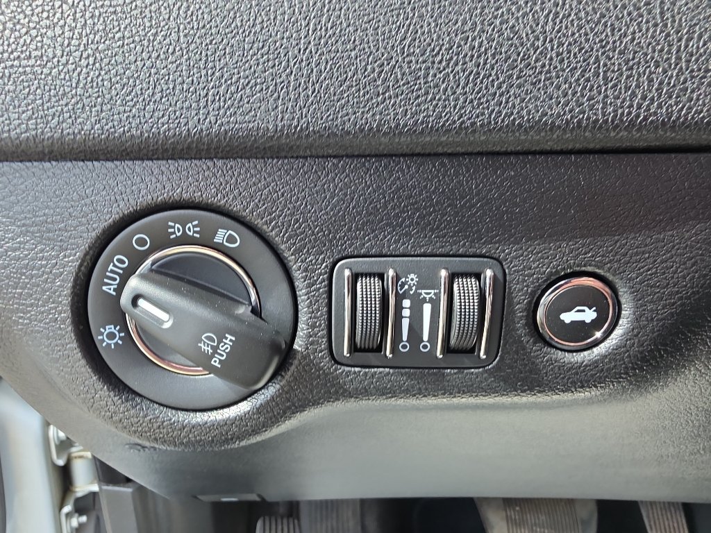 Certified 2023 Chrysler 300 Touring L AWD/4WD image 11
