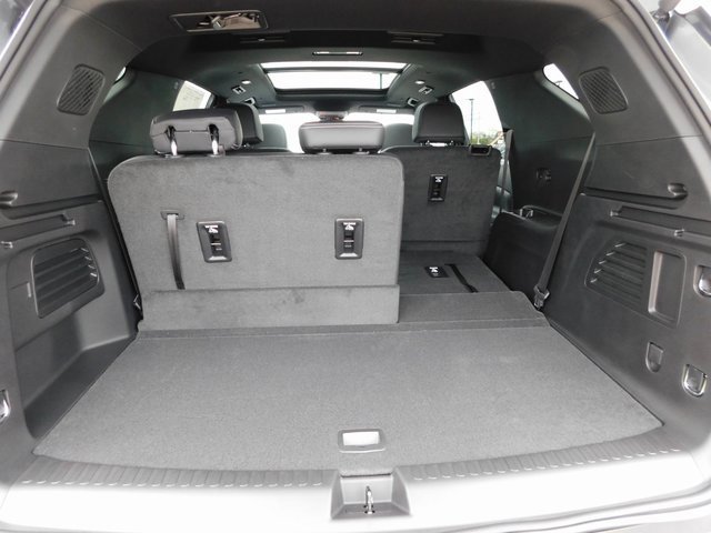 New 2026 Chevrolet Traverse LT w/ Sun and Wheel Package image 25