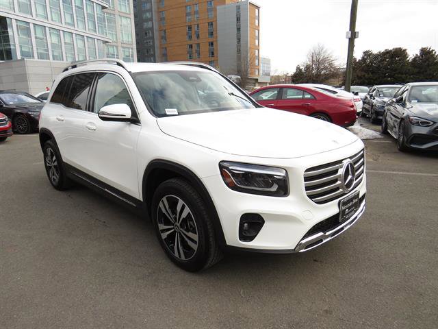 Used 2025 Mercedes-Benz GLB 250 4MATIC image 5