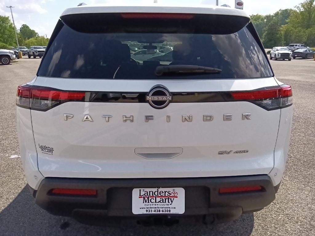 Used 2022 Nissan Pathfinder SV w/ SV Premium Package image 4