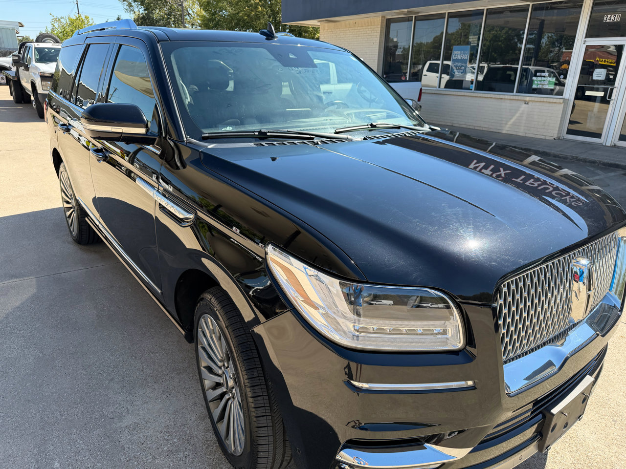 Used 2020 Lincoln Navigator Reserve w/ Luxury Package image 16