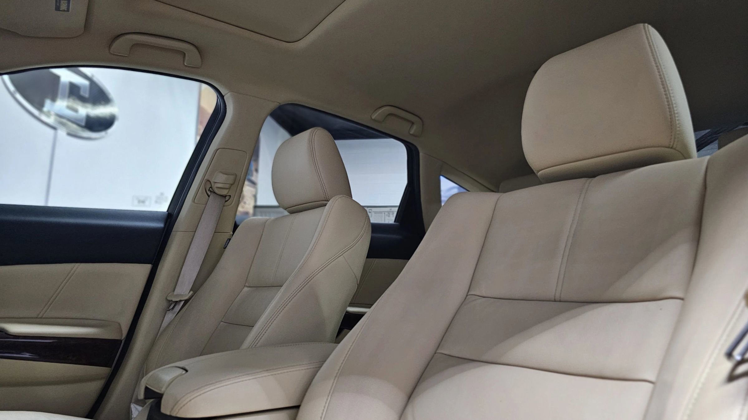 Used 2010 Honda Crosstour EX-L image 26