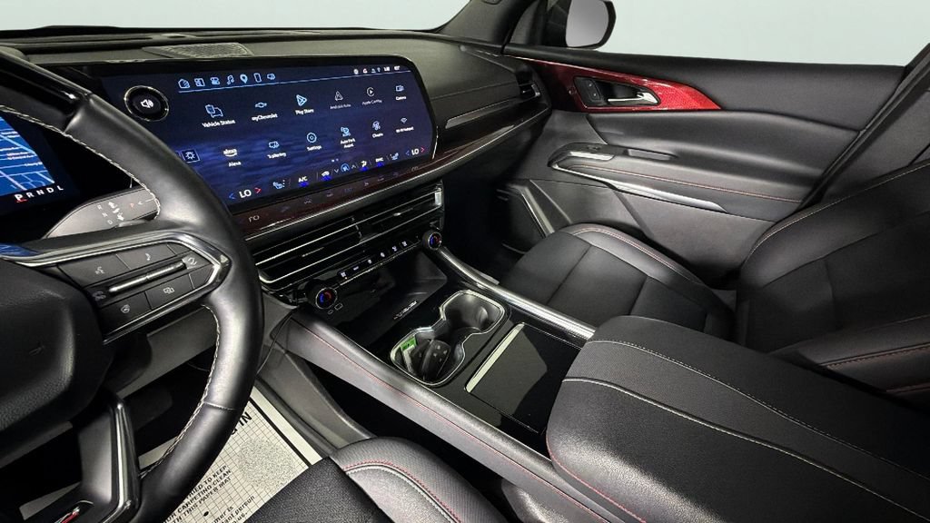 Certified 2025 Chevrolet Traverse Z71 w/ Enhanced Driving Package AWD/4WD image 19