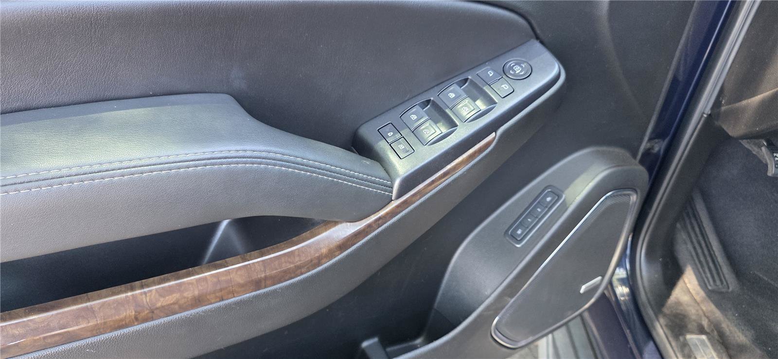 Used 2019 Chevrolet Tahoe LT RWD image 18