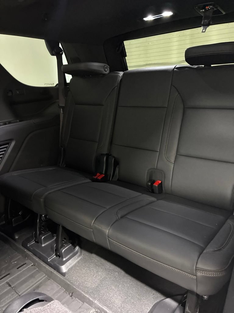 Used 2025 Chevrolet Tahoe High Country AWD/4WD image 25
