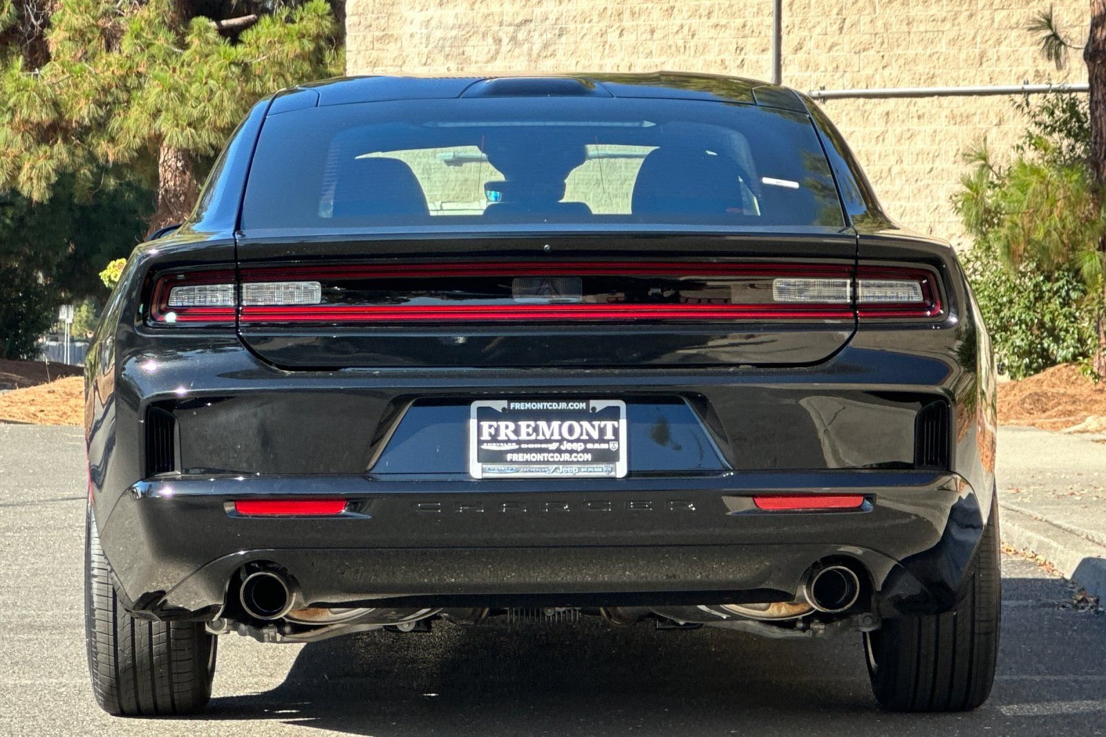 New 2026 Dodge Charger R/T w/ Blacktop Package AWD/4WD image 4