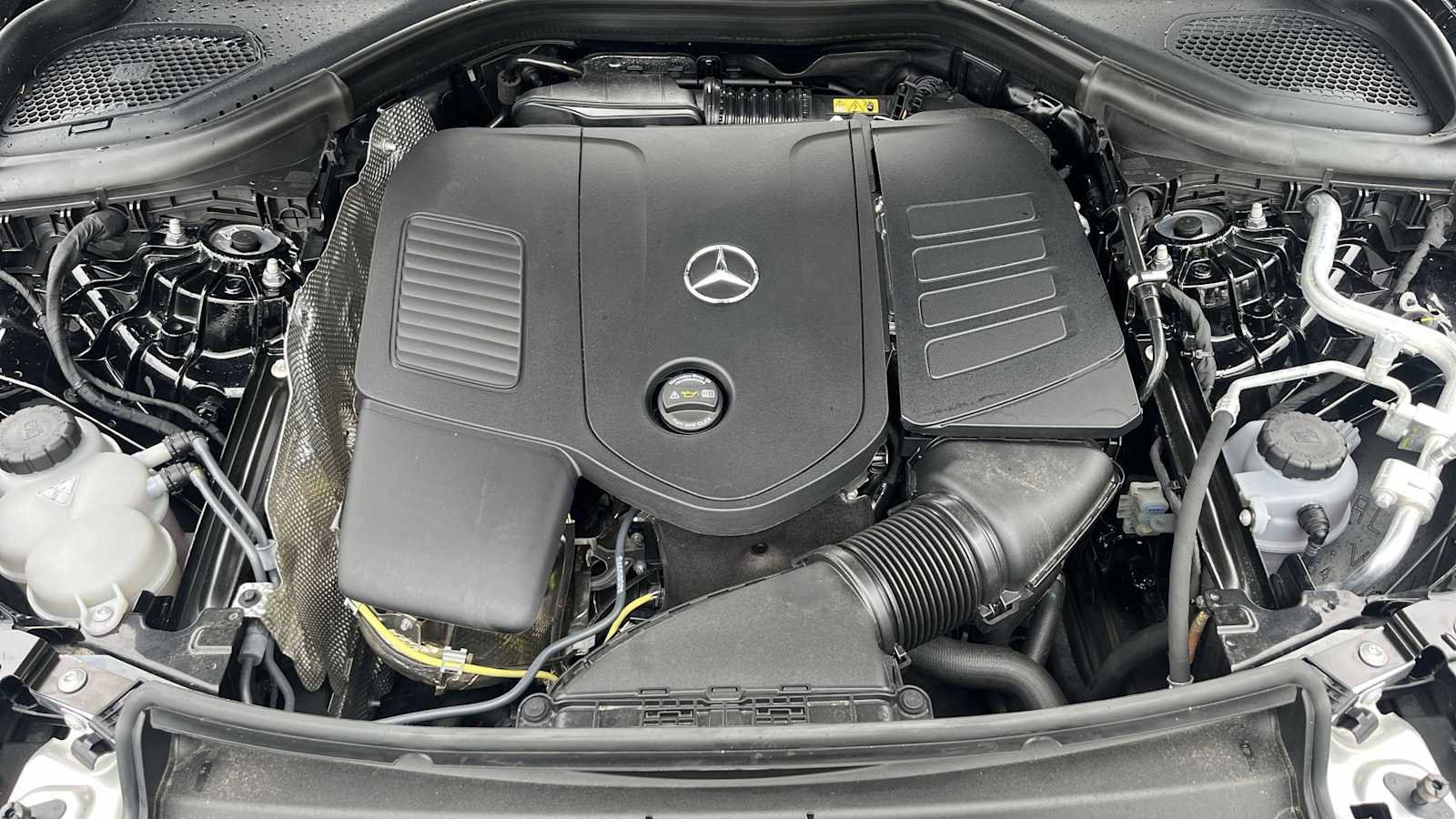 Used 2026 Mercedes-Benz GLC 300 4MATIC image 27