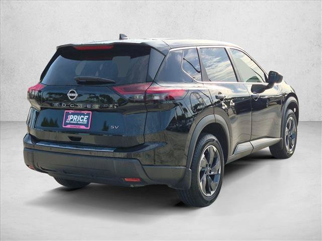 Used 2024 Nissan Rogue SV FWD image 5